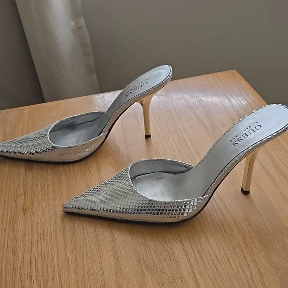 GUESS Metallic Silver Heels - Picture 2 of 2